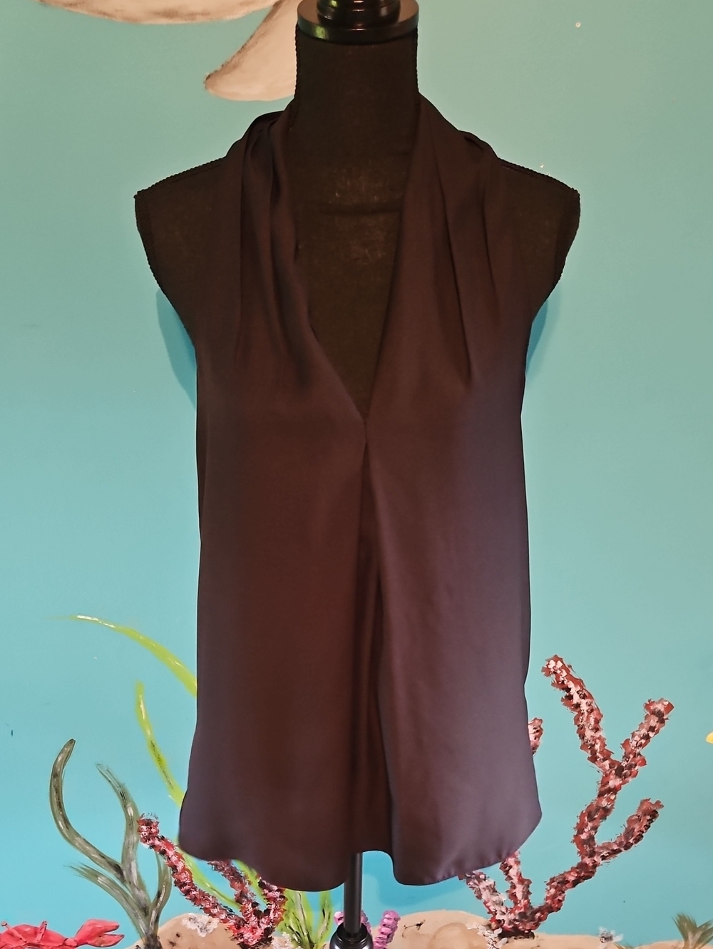 Sleeveless V-Neck Women's Top in Black